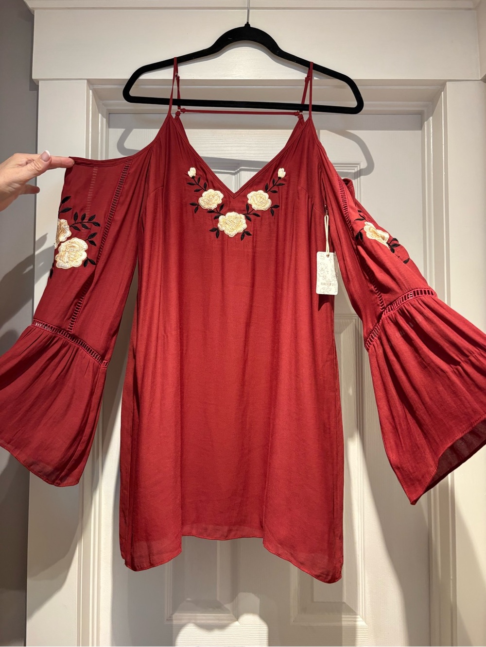 Forever 21 (NWT) Rust Red Cold-Shoulder Embroidered Tunic
